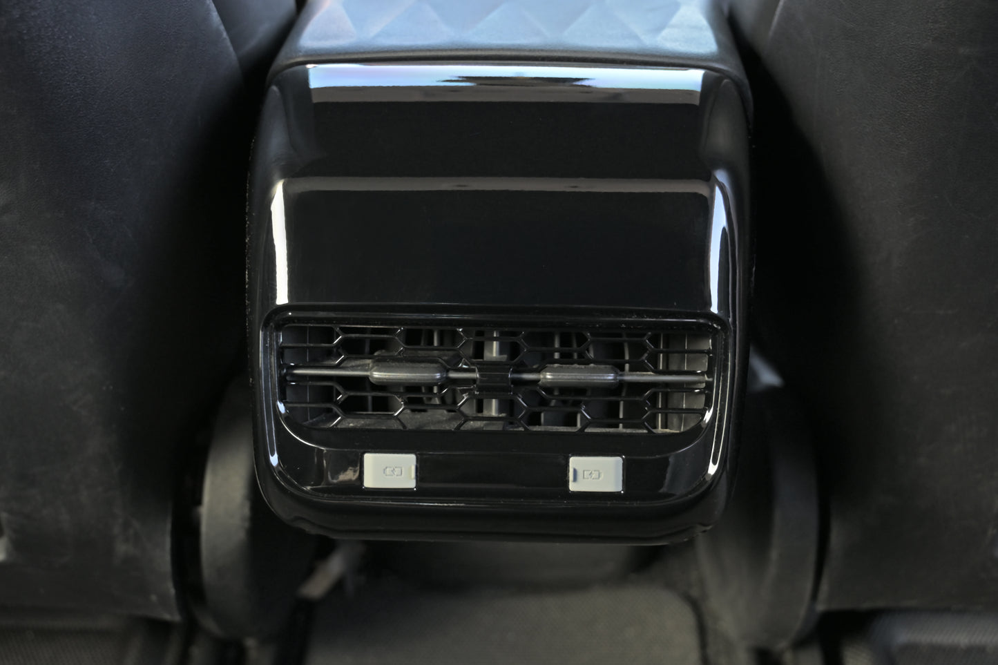 Tesla Model 3/Y  Rear Air Outlet Vent Trim Cover Gloss Black