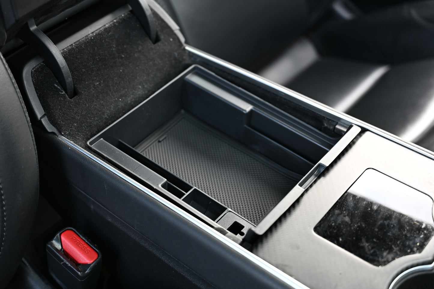 Tesla Model 3/Y Center Console Organizer Glasses Box