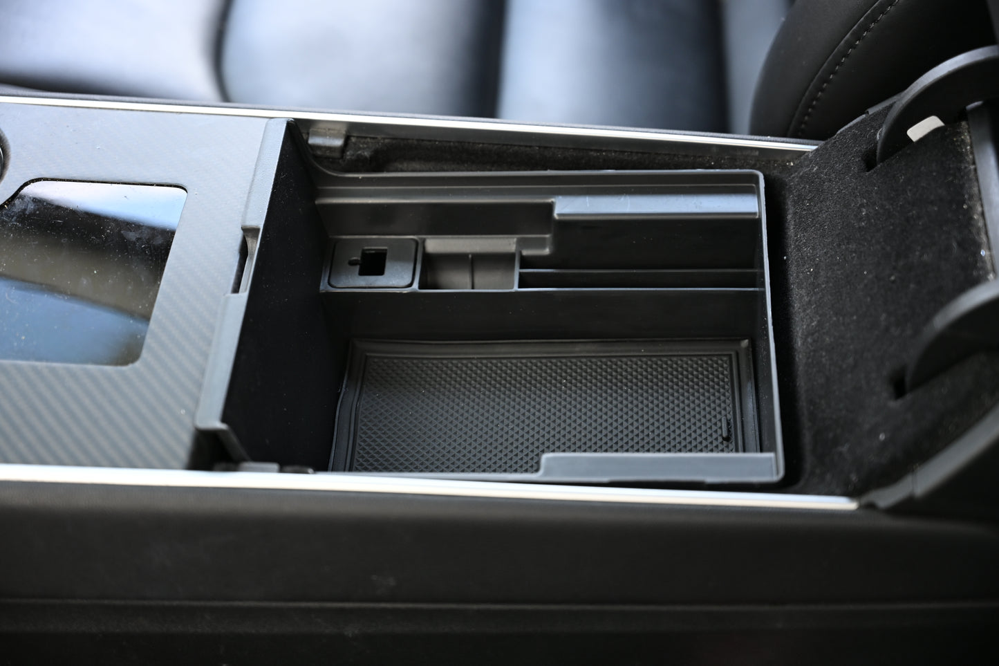 Tesla Model 3/Y Center Console Organizer Glasses Box