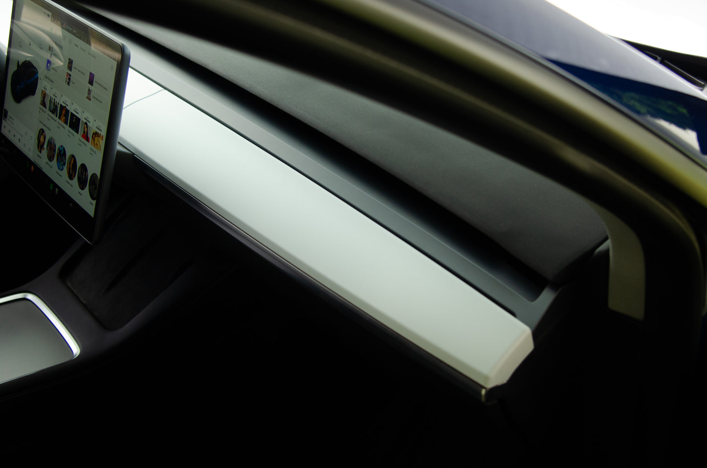 Tesla 2018-2022 Model 3 / 2020-2022 Model Y Dashboard Cover in Gloss White 2 pcs